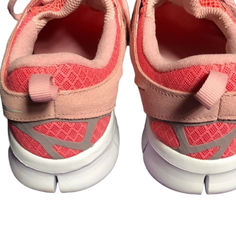 Nike Free Run 2 Pink Salt White Big Girls Sneakers NEW